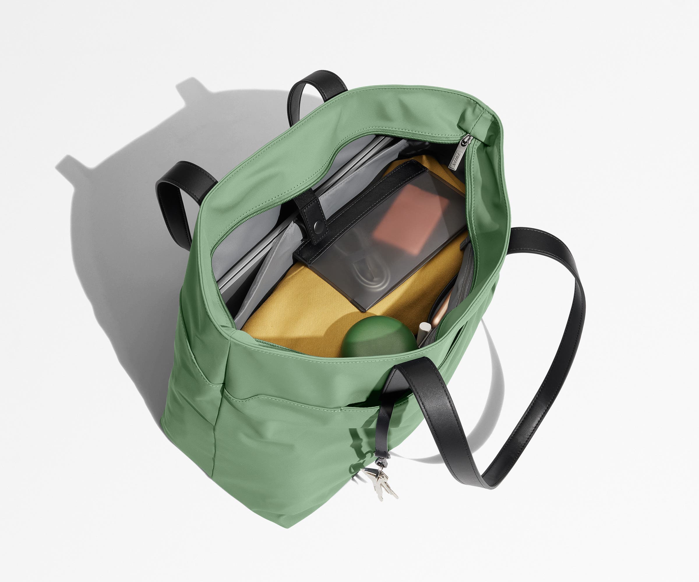 The Everywhere Tote in Sea Green - Image 4