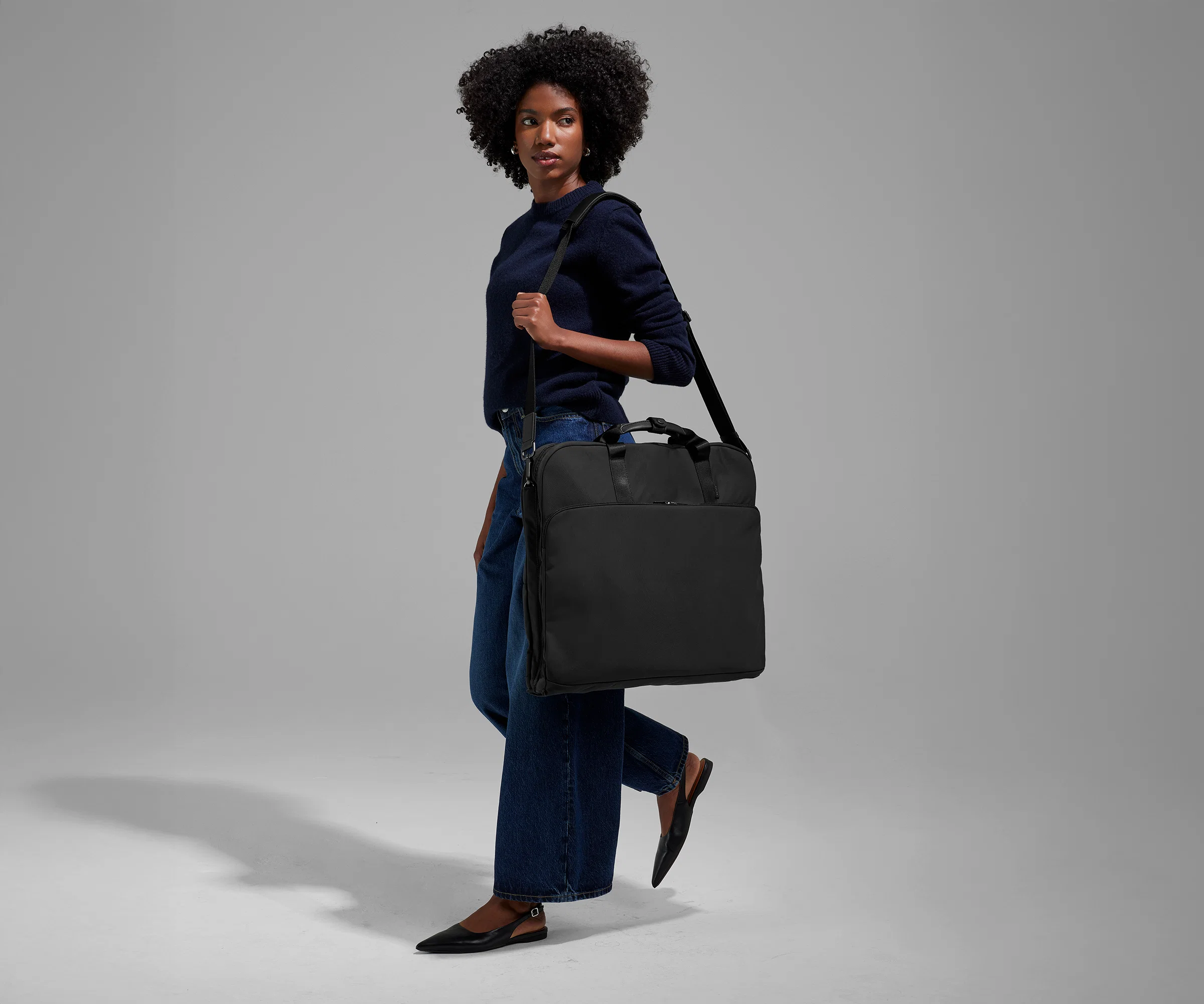 Garment Bag in Jet Black - Image 5