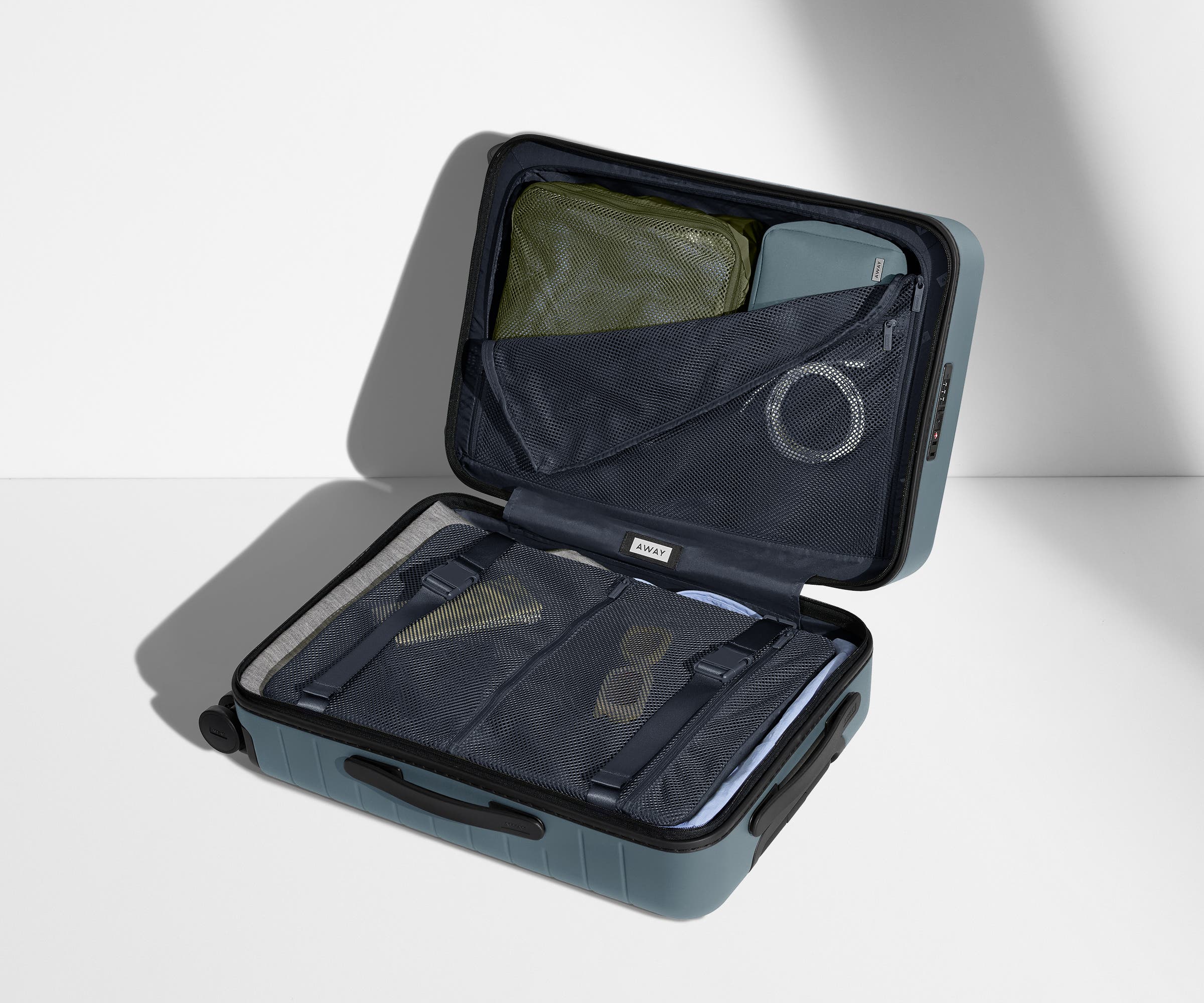 The Bigger Carry-On in Coast Blue - Image 4