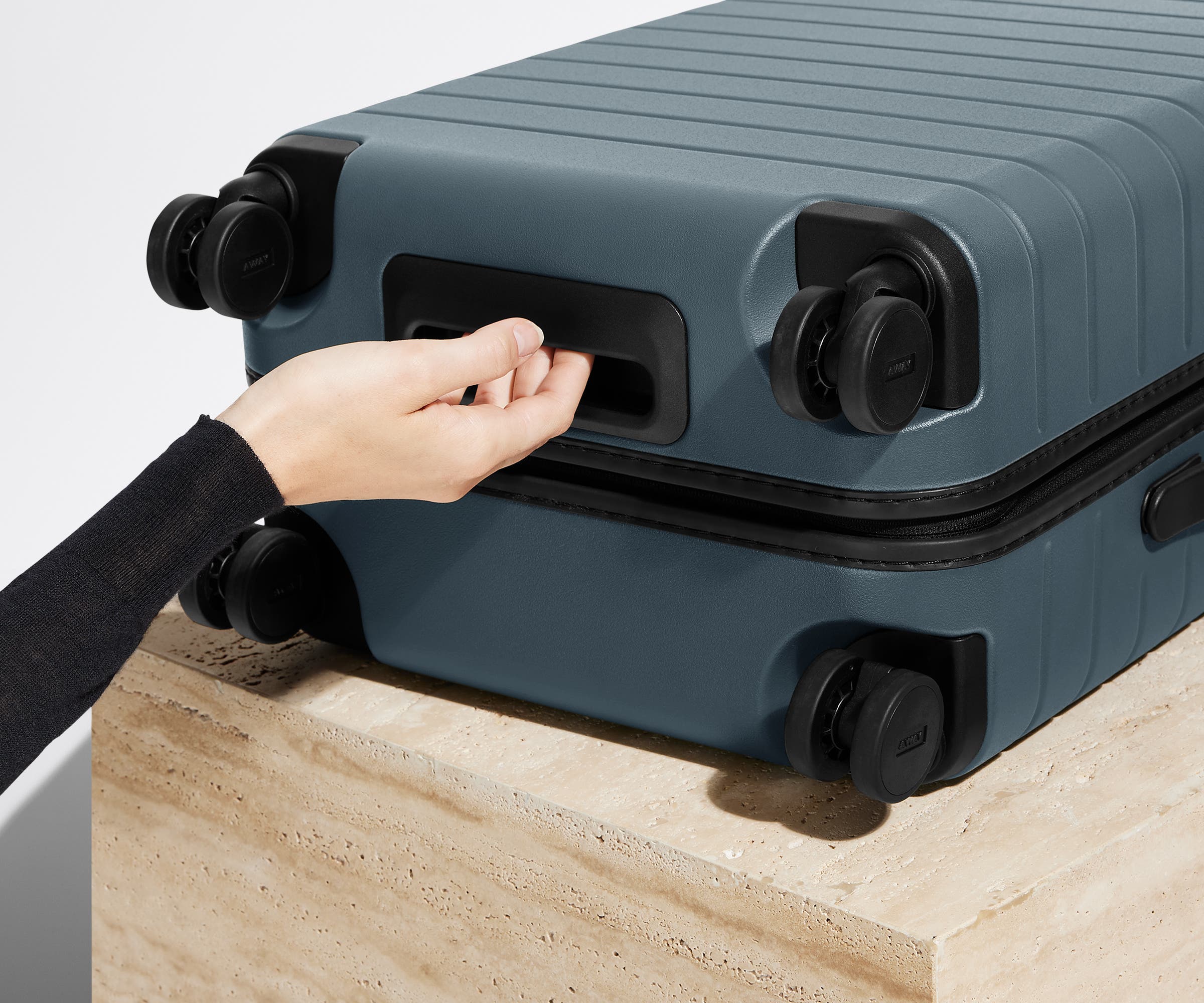 The Bigger Carry-On in Coast Blue - Image 5