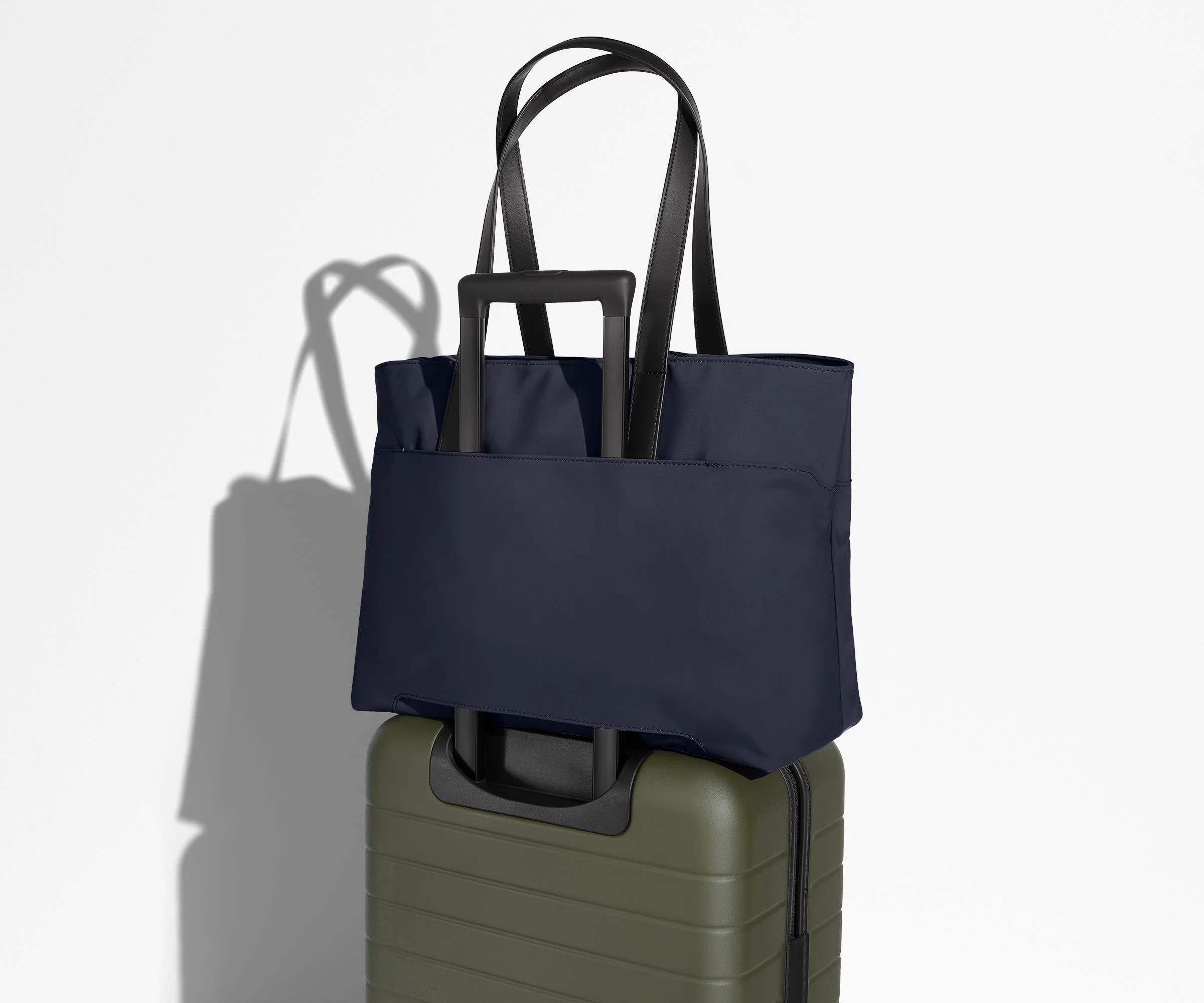 The Everywhere Tote in Navy Blue - Image 6