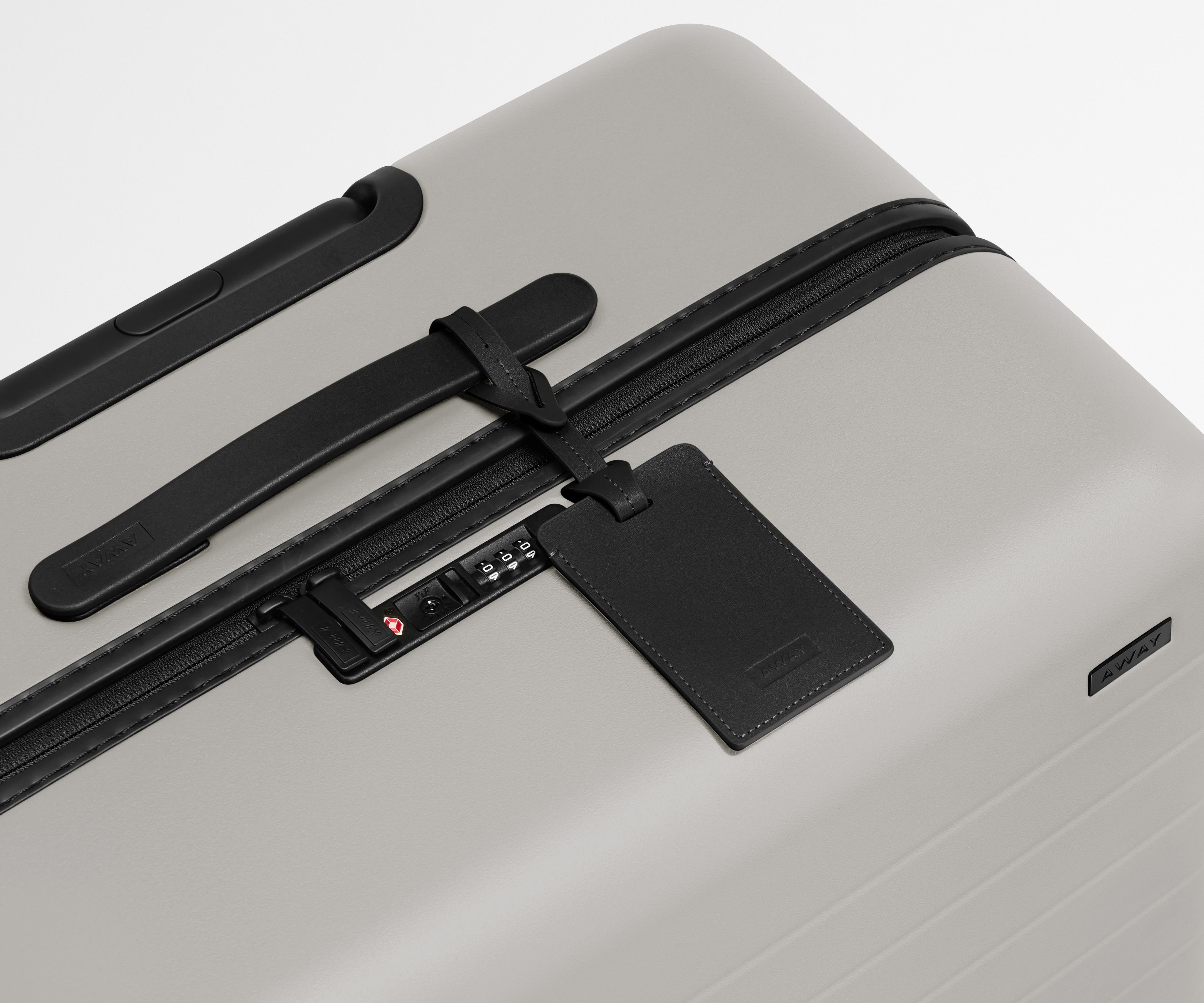 The Medium in Cloud Gray - Image 8
