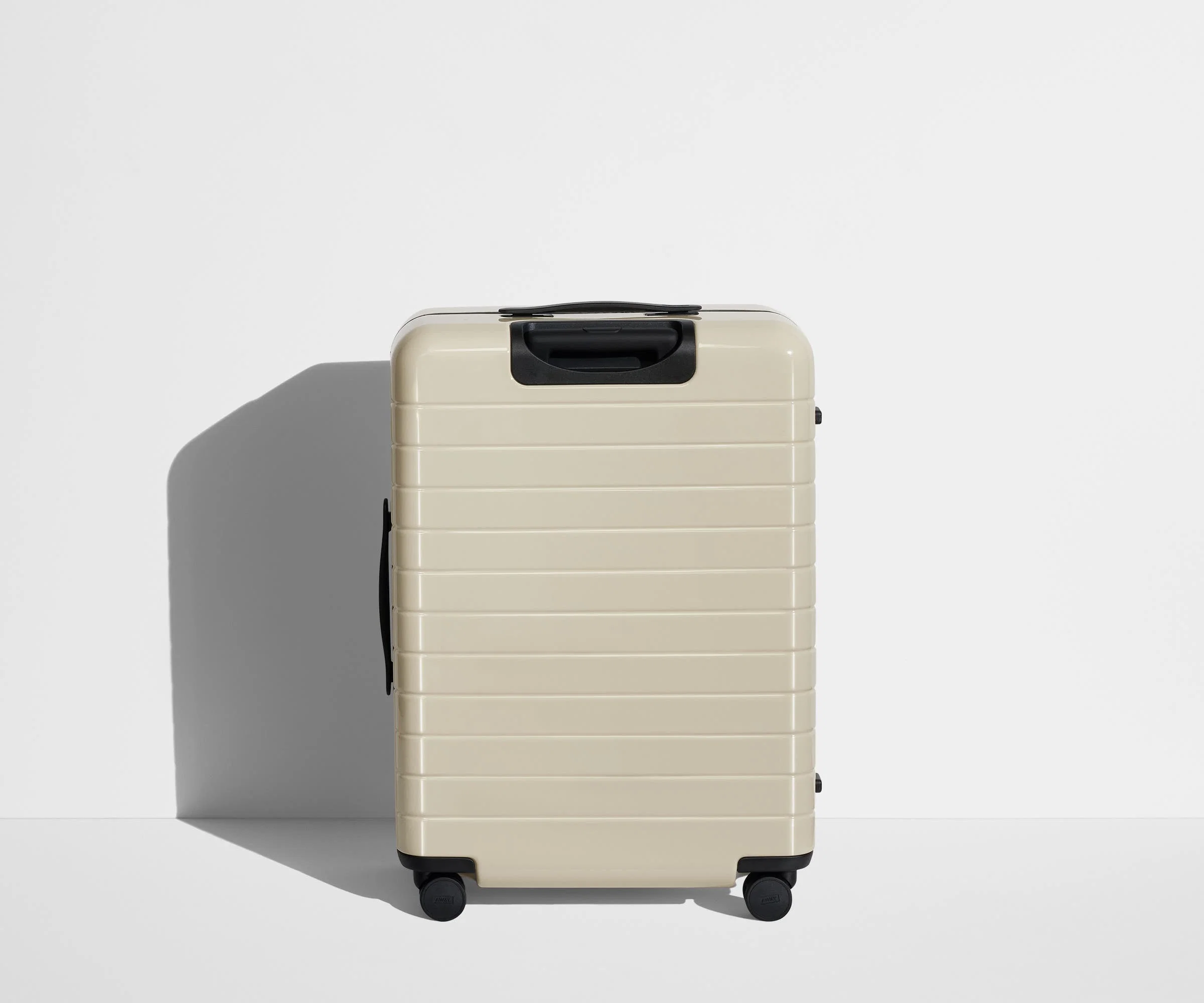 The Medium in Salt White (Gloss) - Image 7