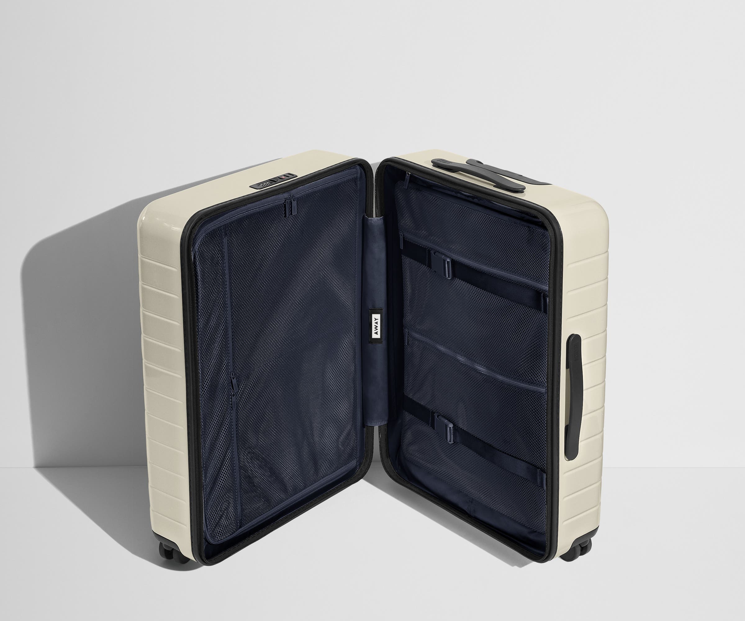 The Medium in Salt White (Gloss) - Image 9