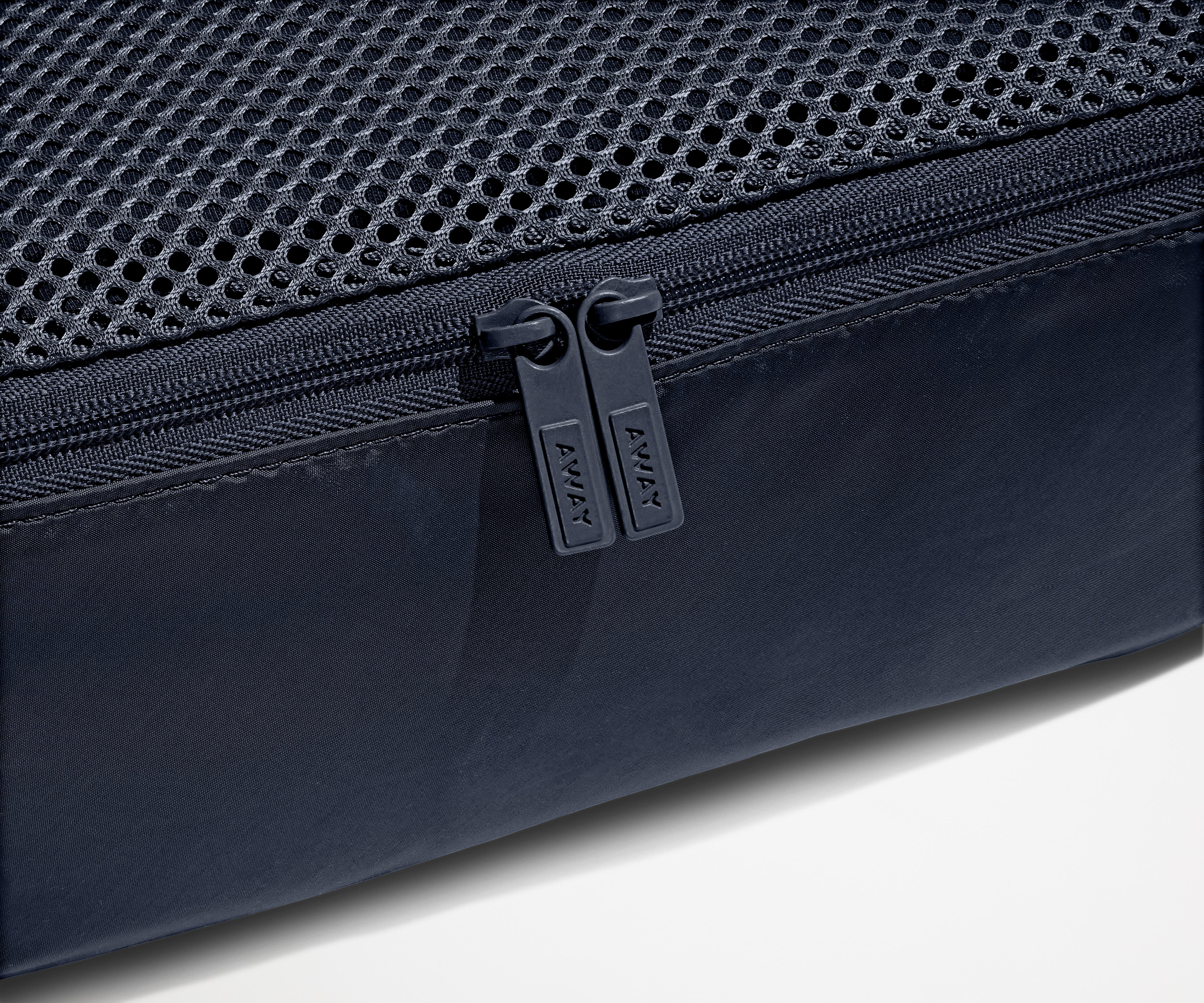 The Insider Packing Cubes in Navy Blue - Image 4