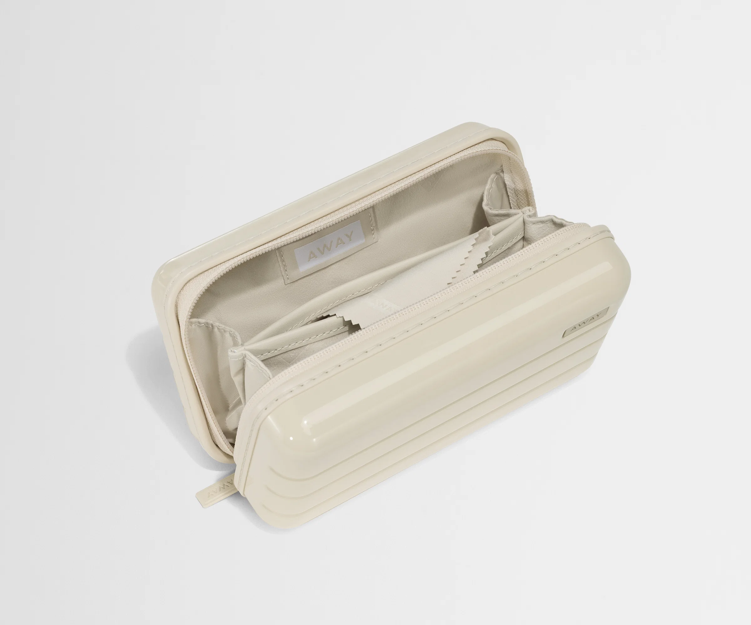 Travel Glasses Case in Salt White (Gloss) - Image 3