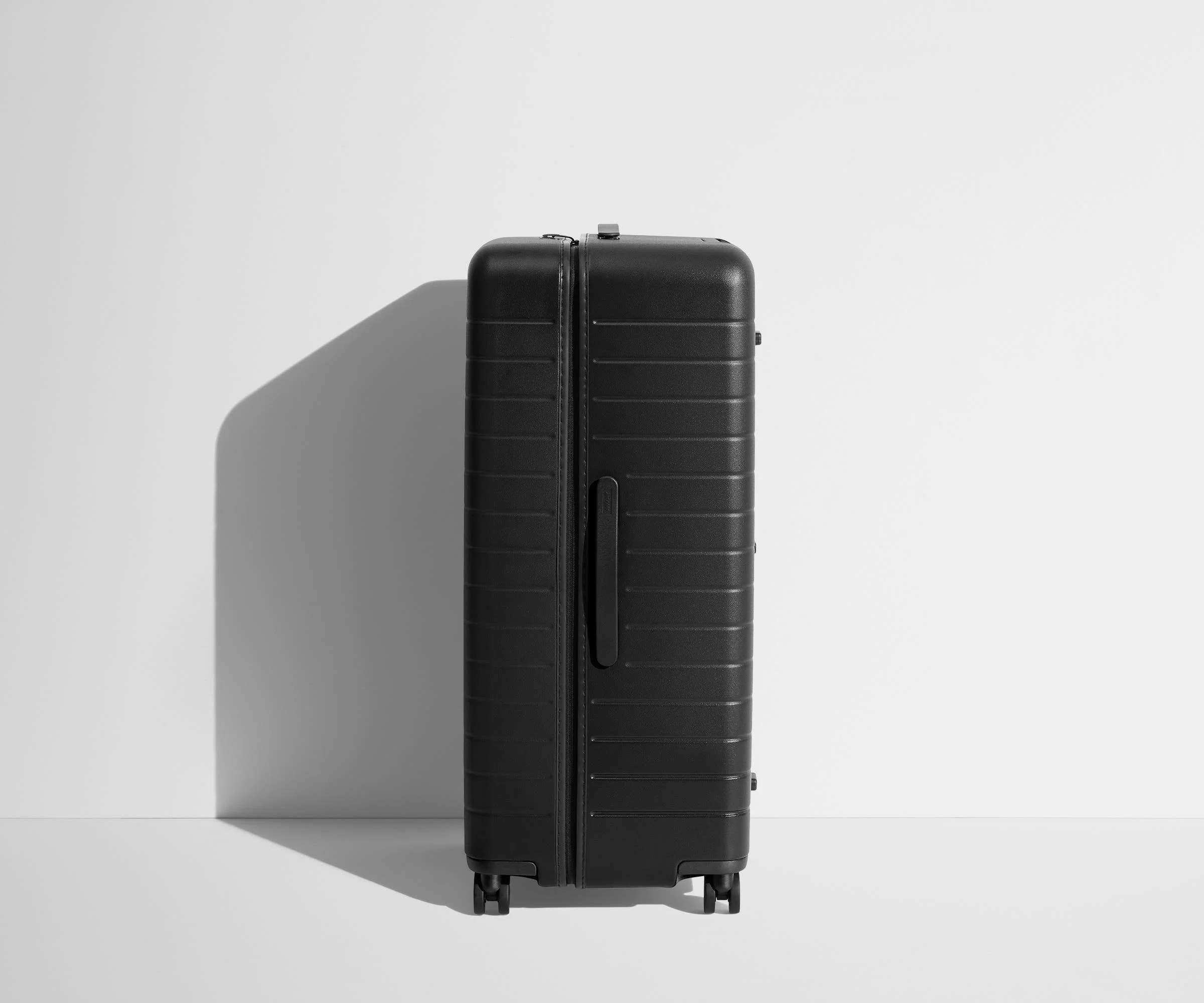 The Trunk in Jet Black - Image 3