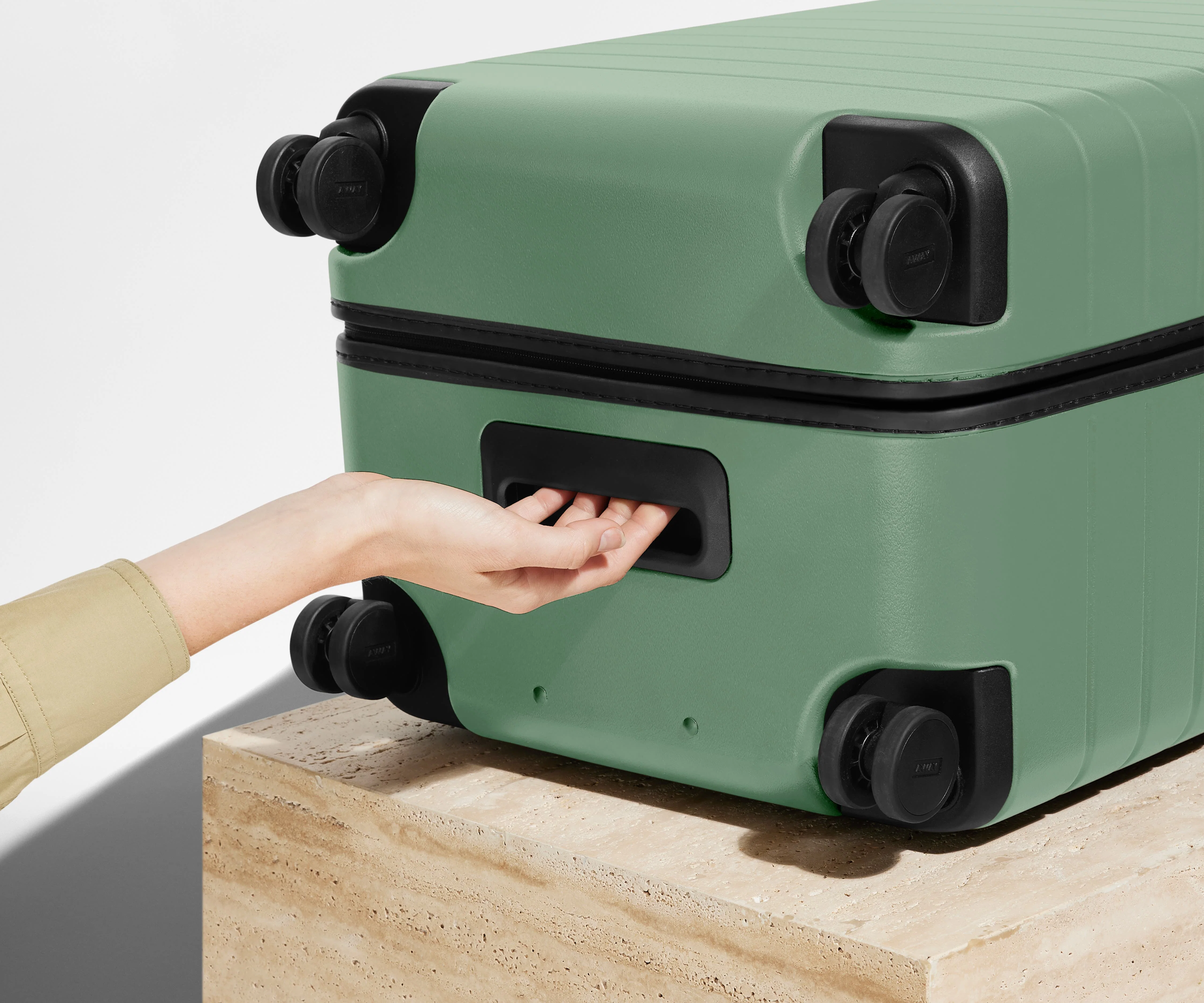 The Trunk in Sea Green - Image 6
