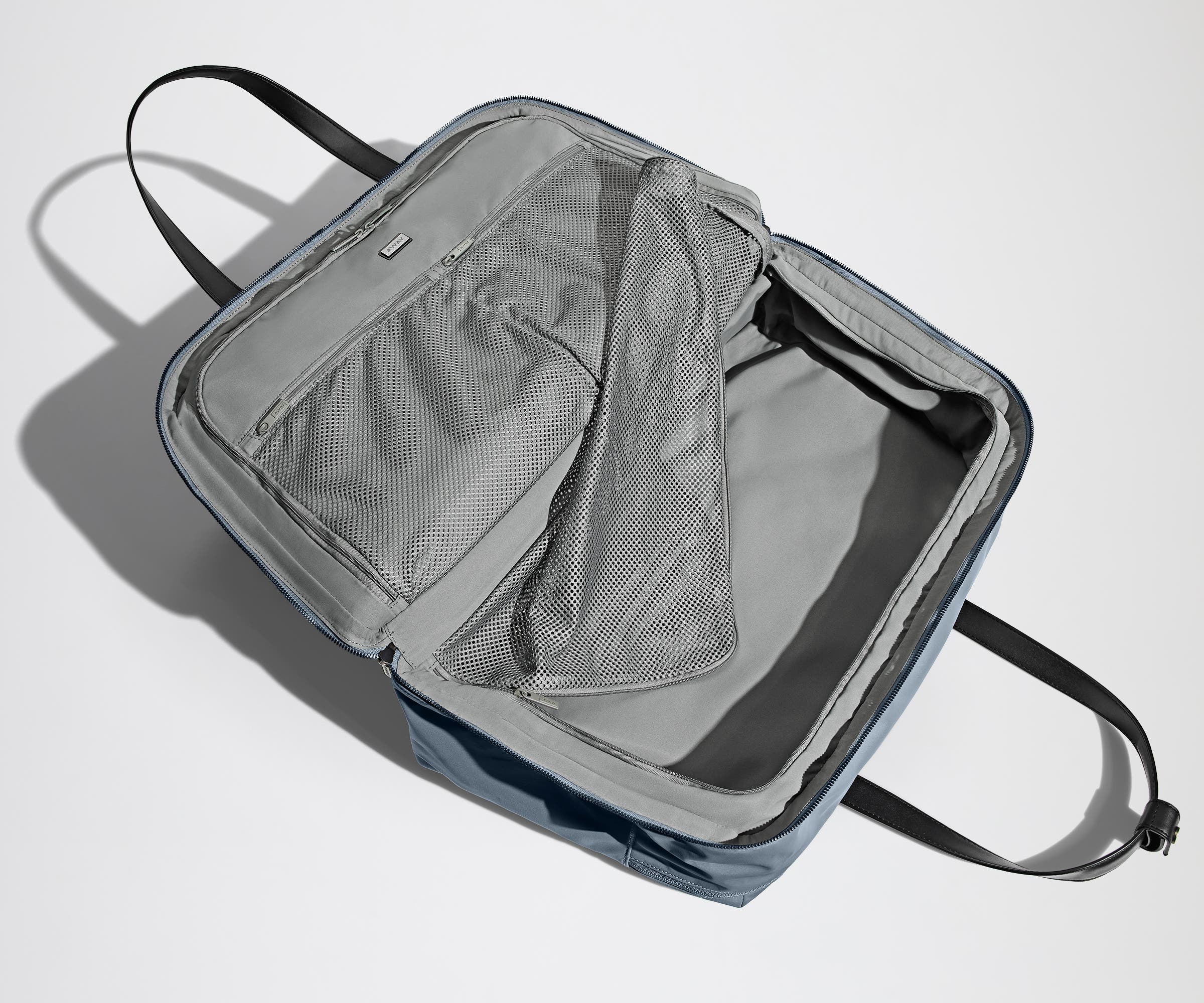 The Weekender in Coast Blue - Image 5