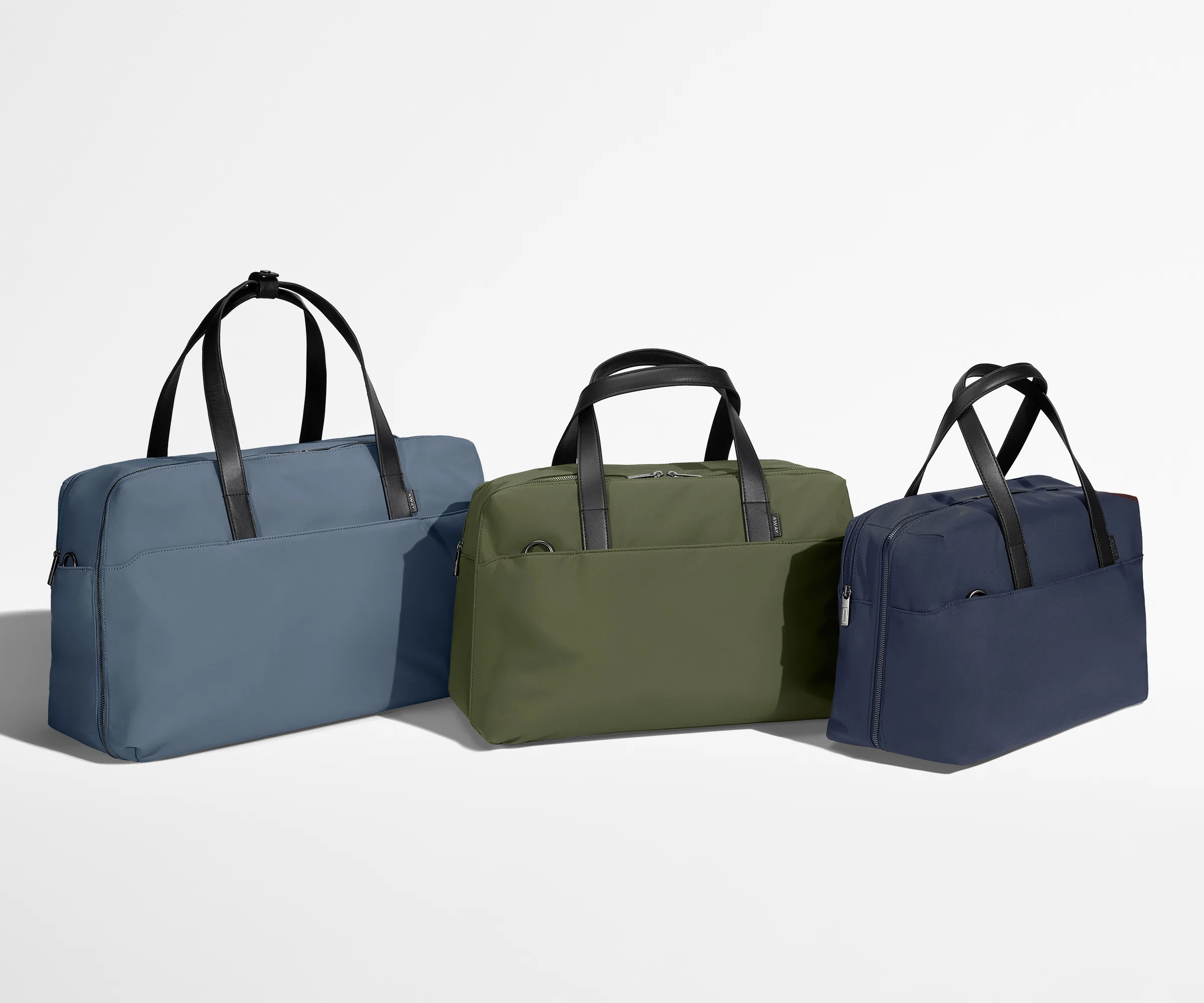 The Everywhere Bag in Cloud Gray - Image 9